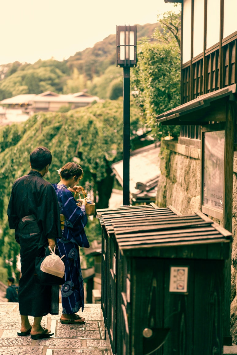 ayumi-kubo-lh0cmgyHy34-unsplash.jpg